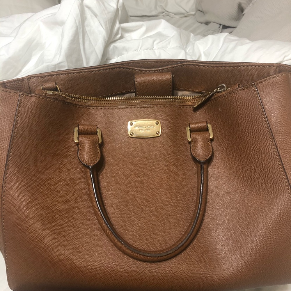 Michael Kors Yam purse